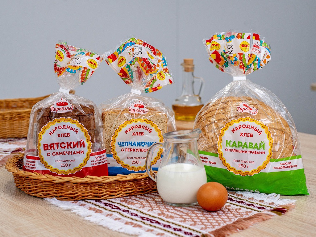 Народные хлеба:  Вятский с семечками, Каравай с пряными травами,  Чепчаночка с геркулесом